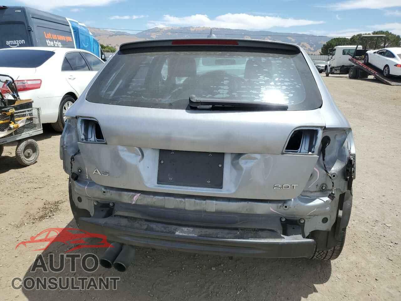 AUDI A3 2010 - WAUBEBFM0AA115948
