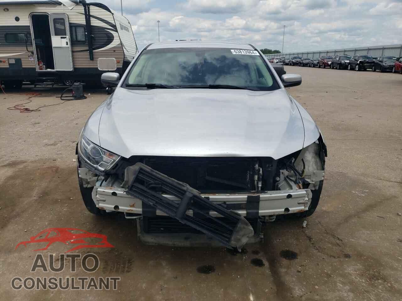 FORD TAURUS 2016 - 1FAHP2E97GG138112