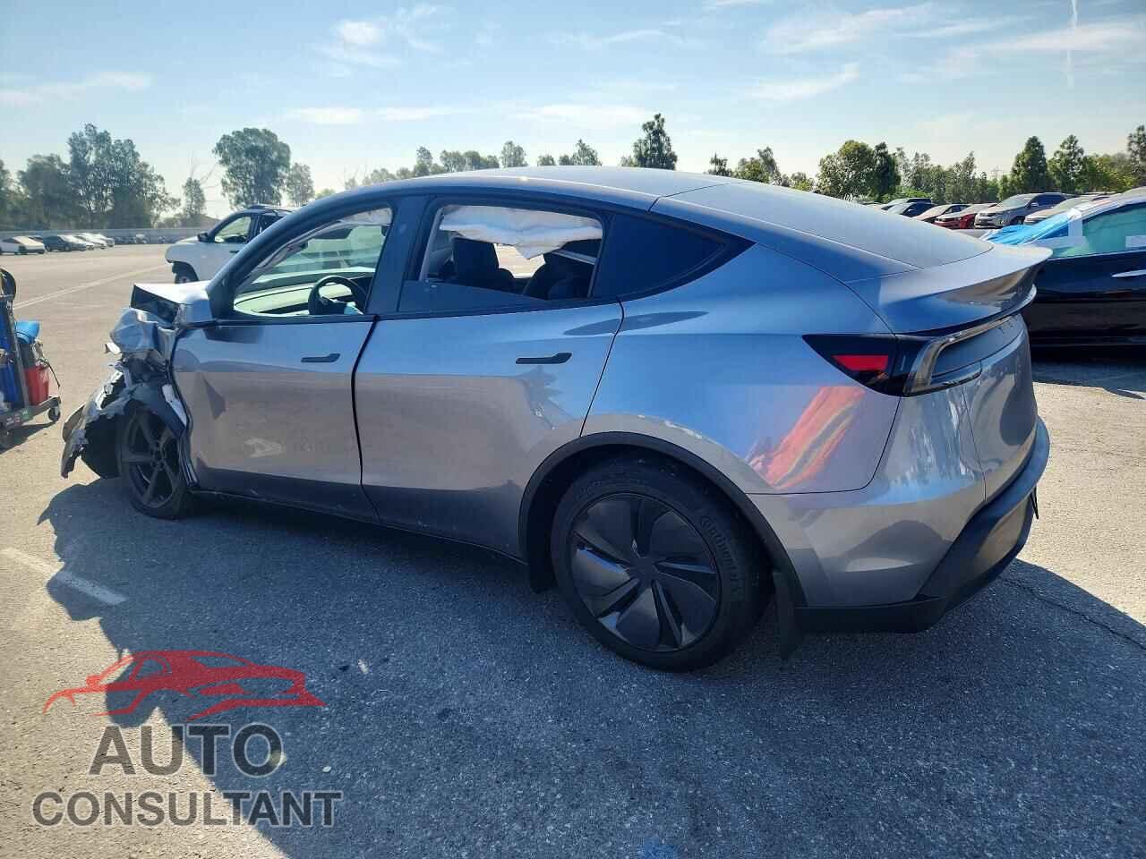 TESLA MODEL Y 2026 - 7SAYGDEE3TF418507