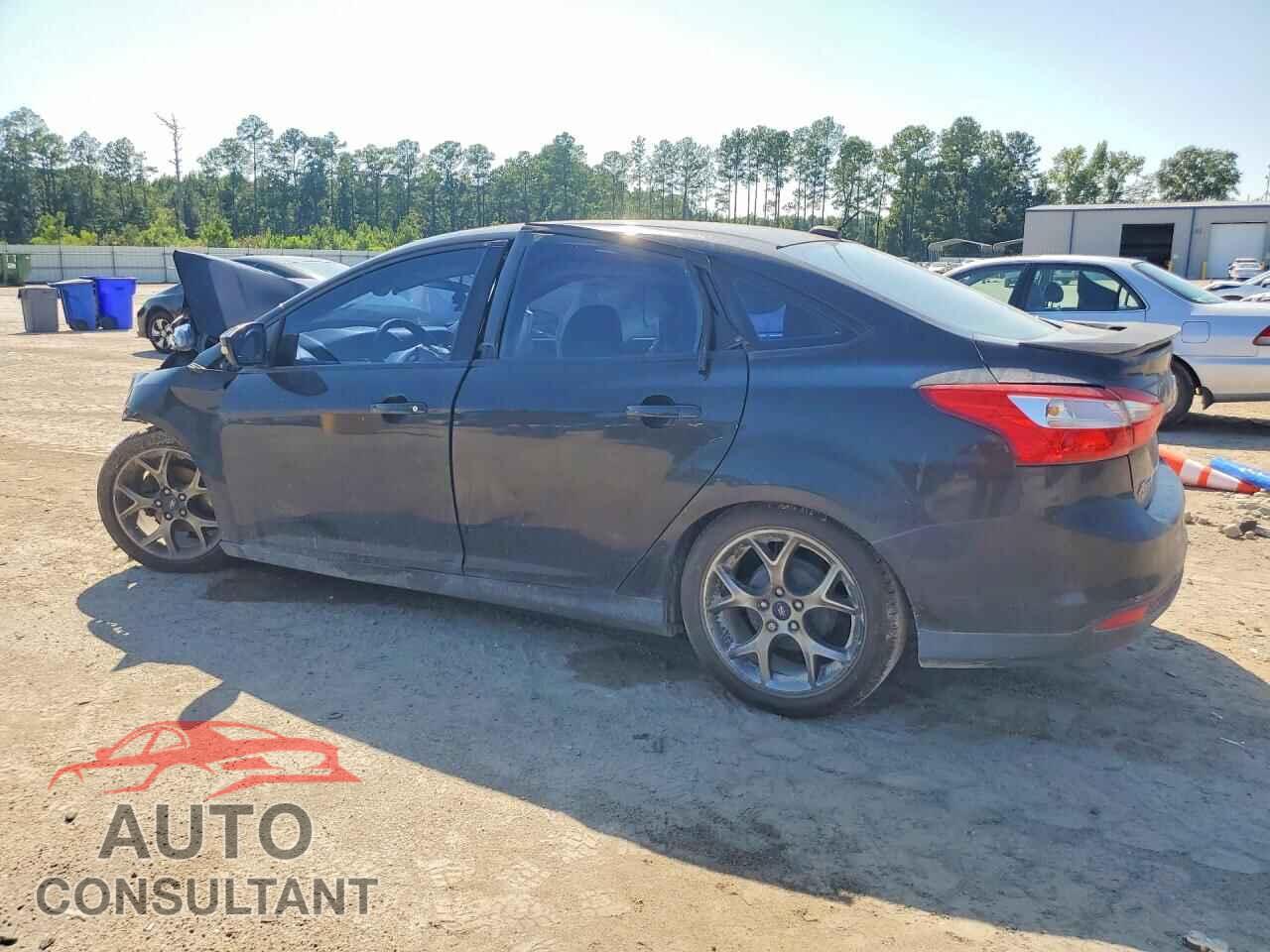 FORD FOCUS 2013 - 1FADP3F26DL266785