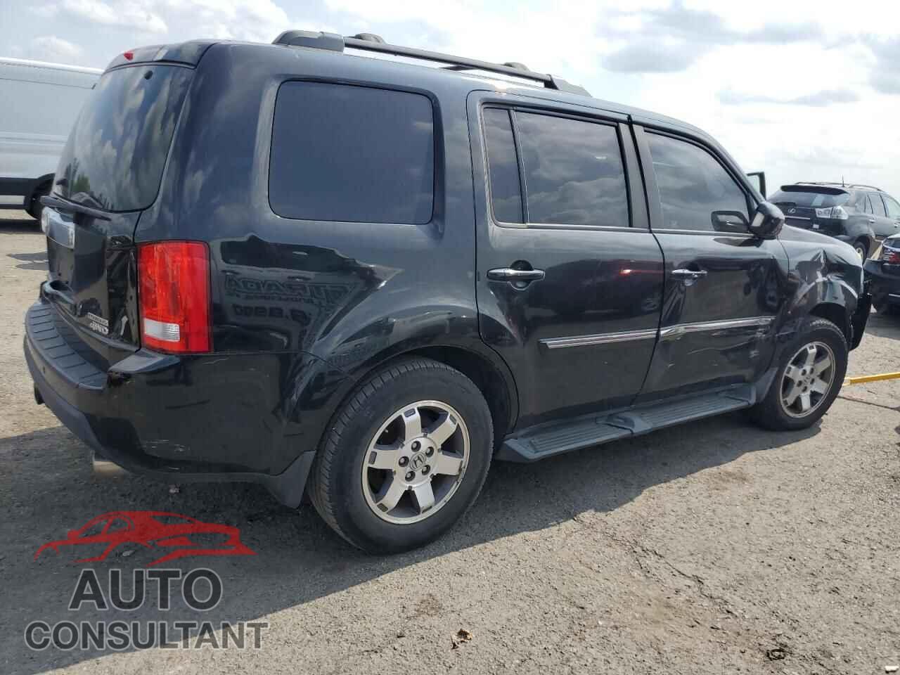 HONDA PILOT 2011 - 5FNYF4H91BB049448