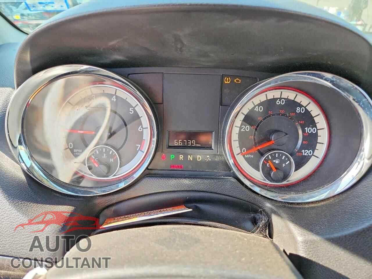 DODGE GRAND CARA 2017 - 2C4RDGBG3HR768023