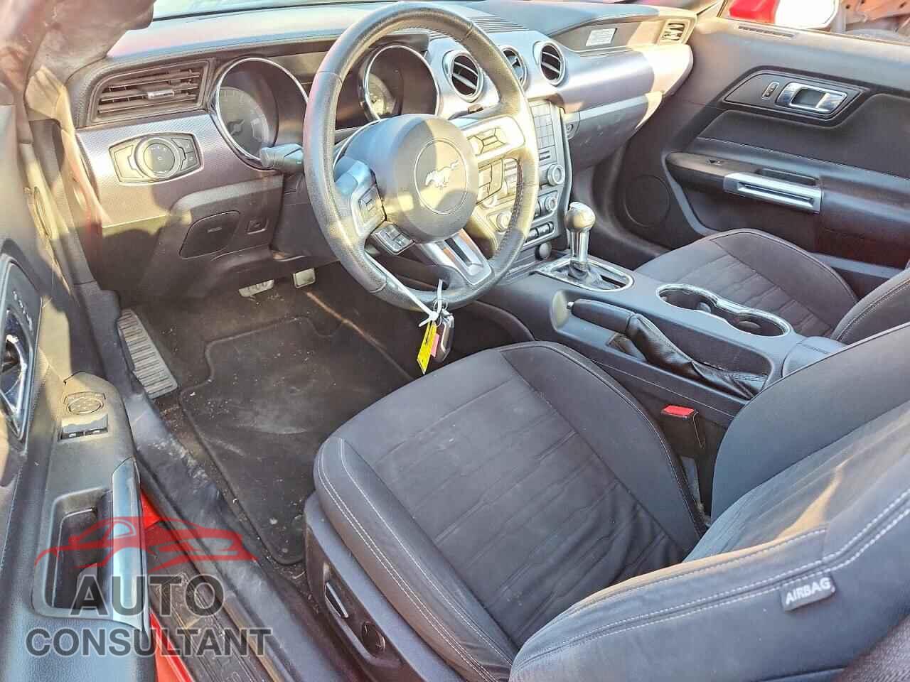 FORD MUSTANG 2015 - 1FA6P8TH9F5381757