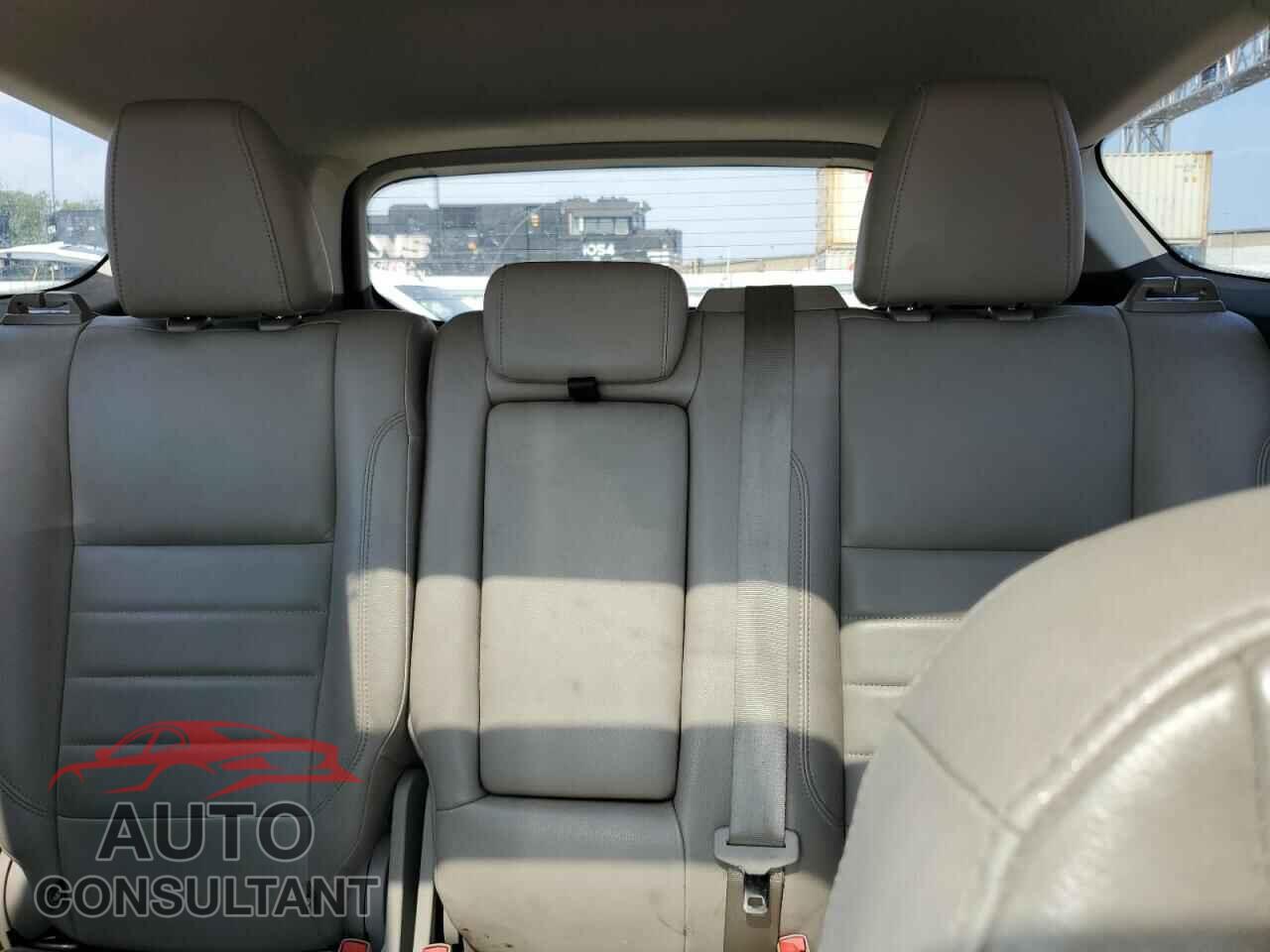 FORD ESCAPE 2014 - 1FMCU9G97EUD68908