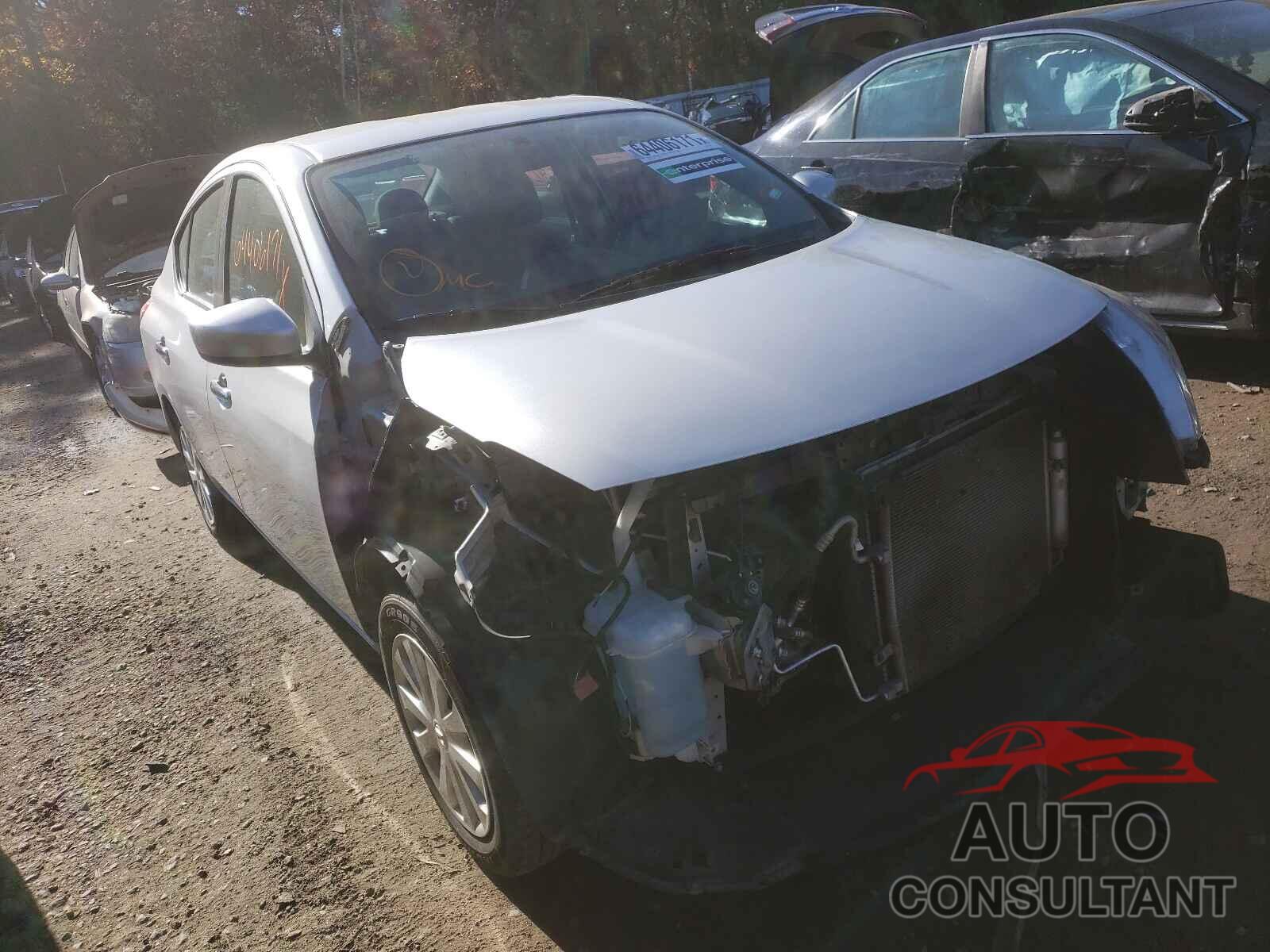 NISSAN VERSA 2019 - 3N1CN7AP7KL873157