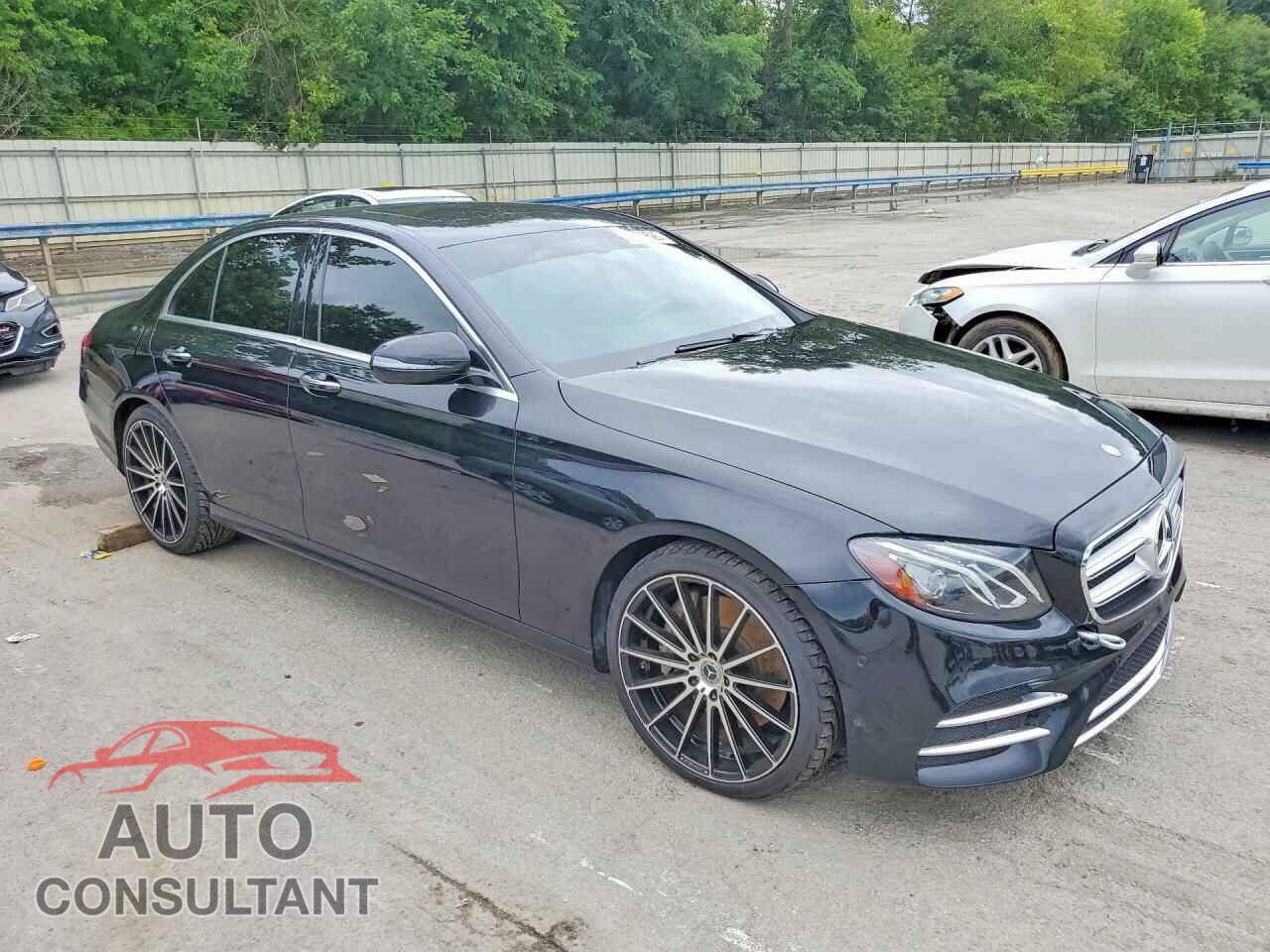 MERCEDES-BENZ E-CLASS 2017 - WDDZF4KB2HA012464