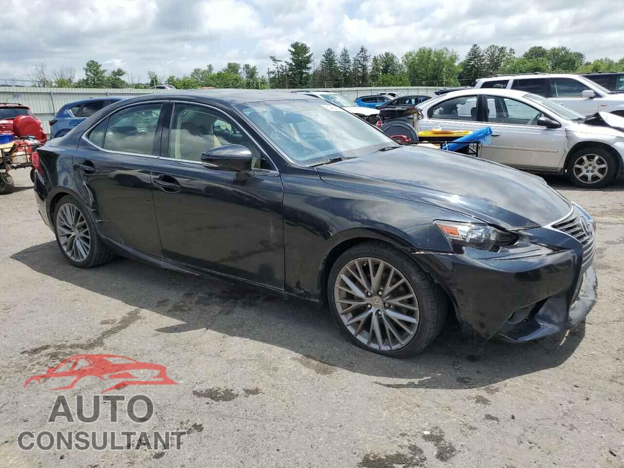 LEXUS IS 2015 - JTHCF1D22F5023867