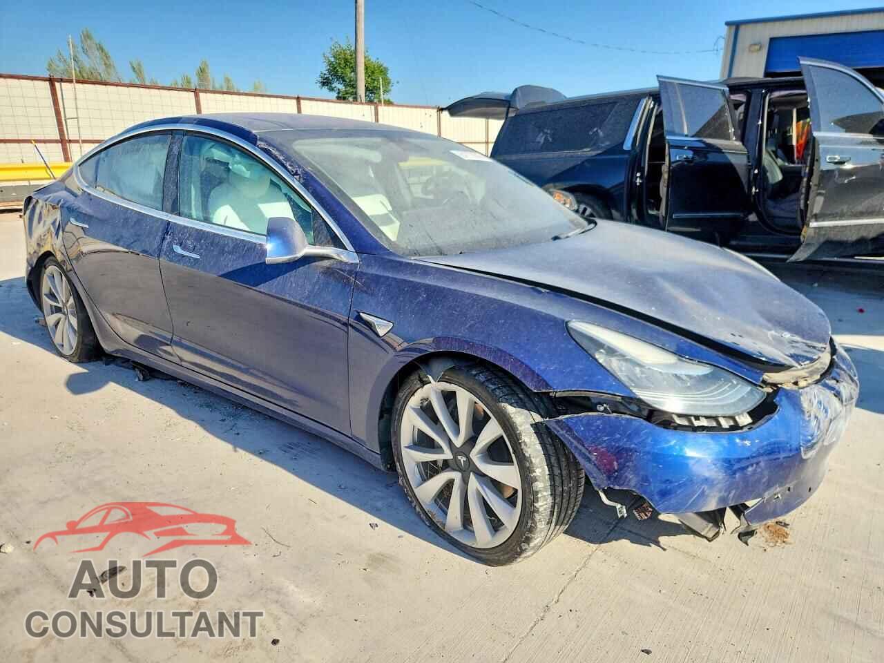 TESLA MODEL 3 2018 - 5YJ3E1EBXJF147752