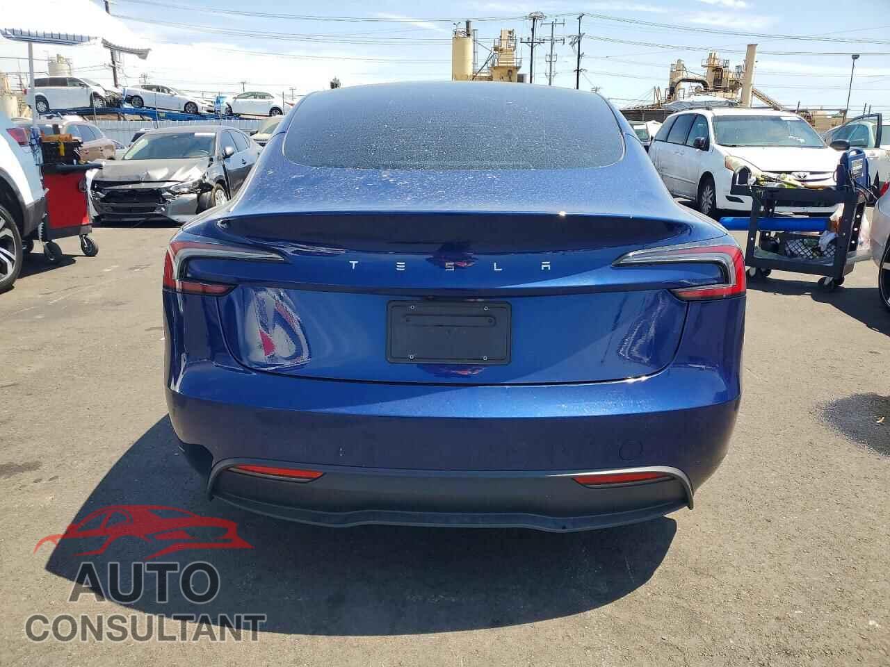 TESLA MODEL 3 2024 - 5YJ3E1EAXRF784708