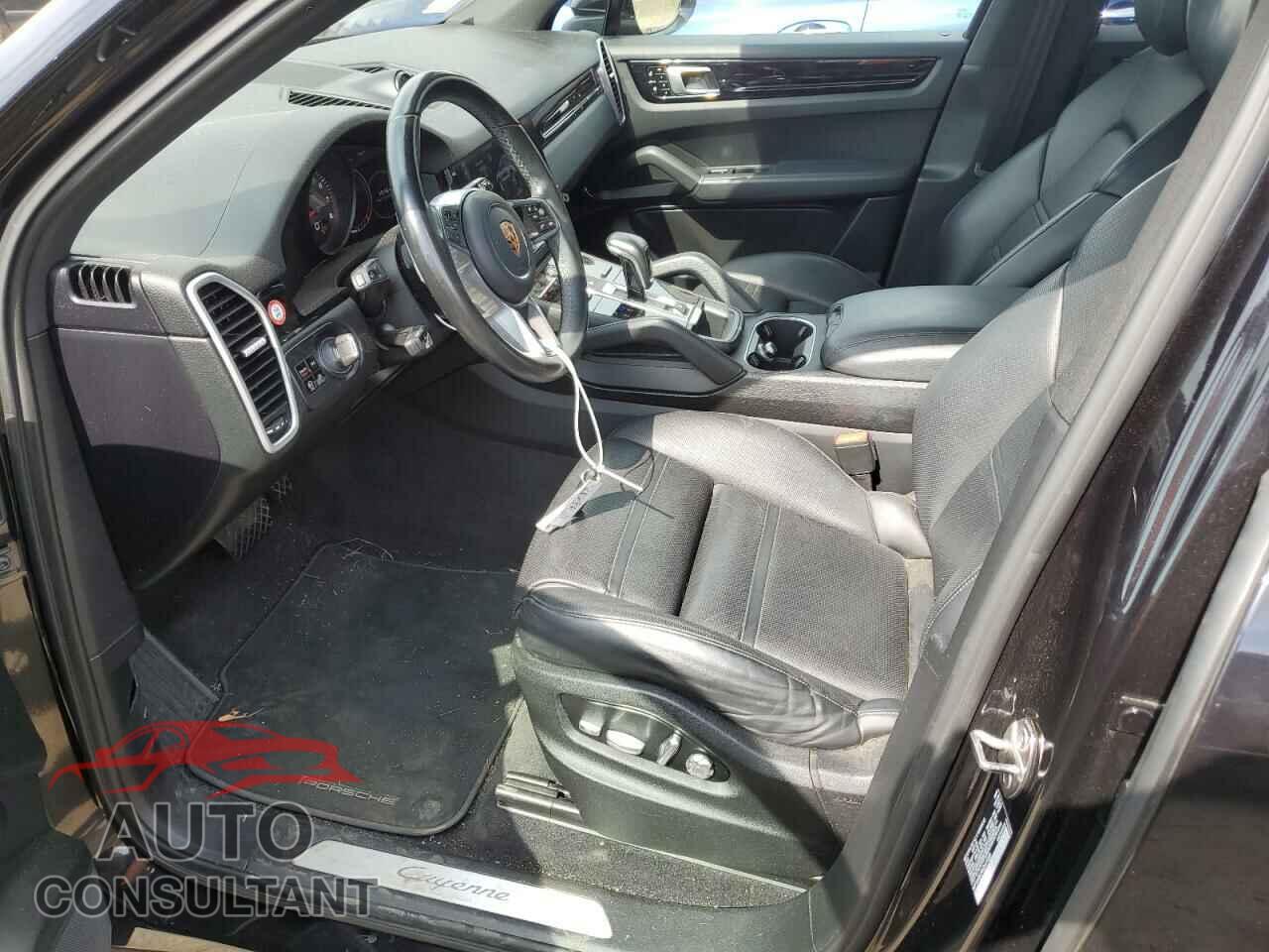 PORSCHE CAYENNE 2019 - WP1AA2AY4KDA17038