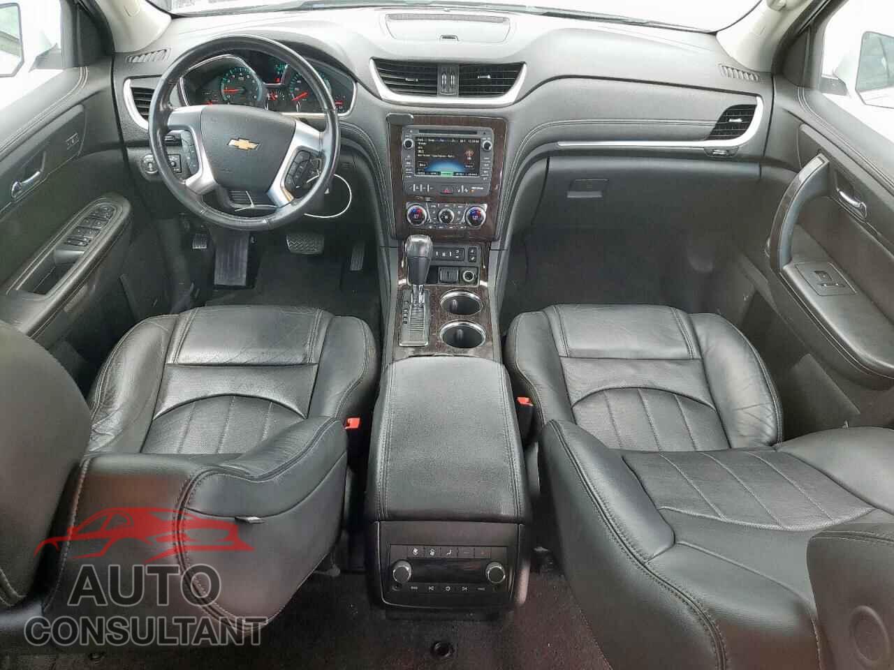 CHEVROLET TRAVERSE 2017 - 1GNKRJKD2HJ229961