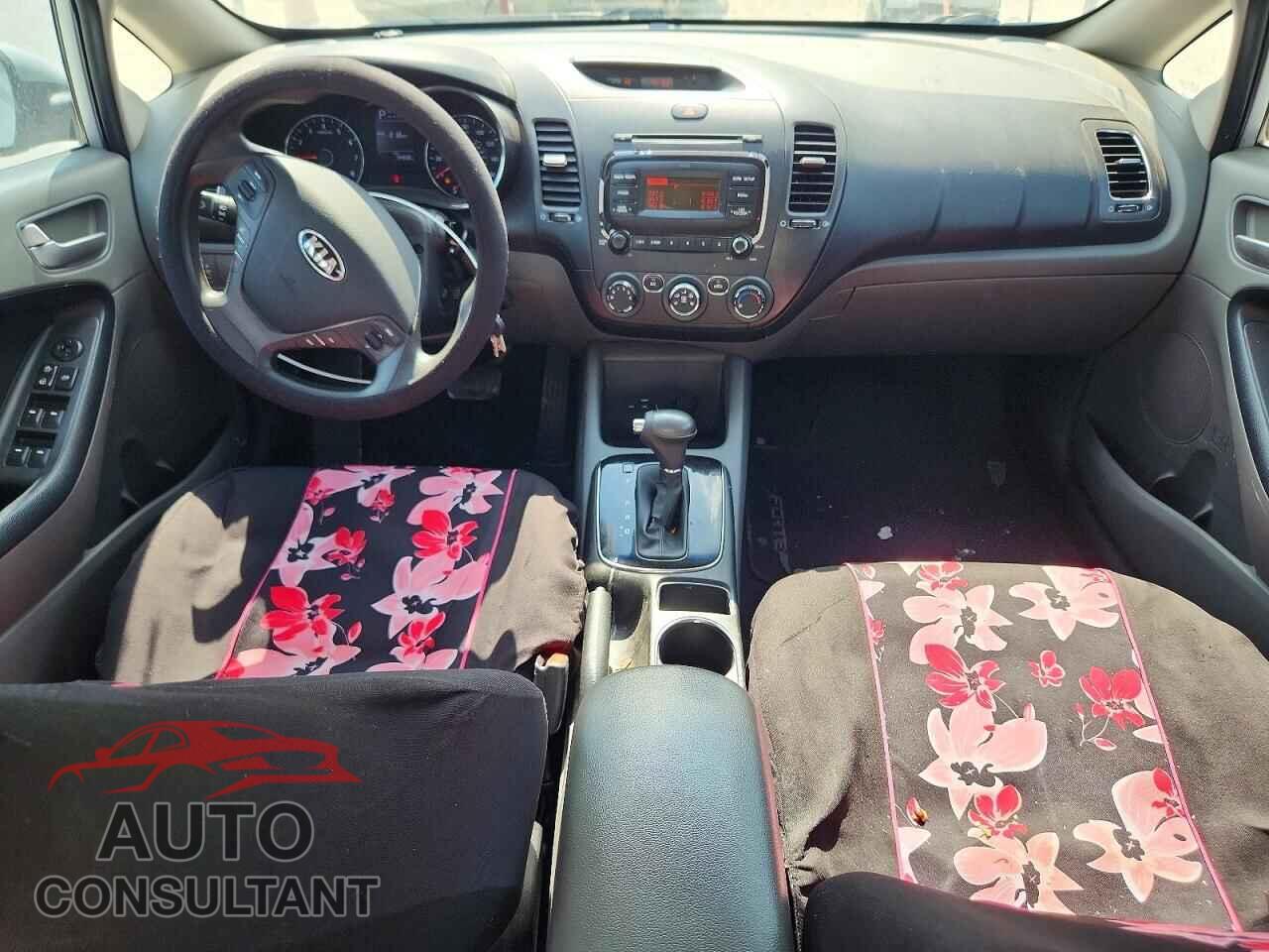 KIA FORTE 2017 - 3KPFK4A76HE072184