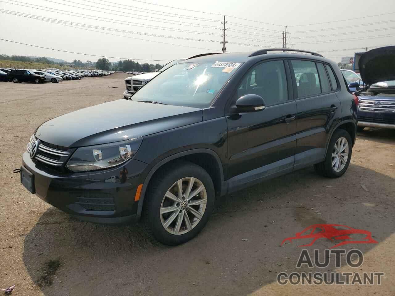 VOLKSWAGEN TIGUAN 2017 - WVGBV7AX9HK046050