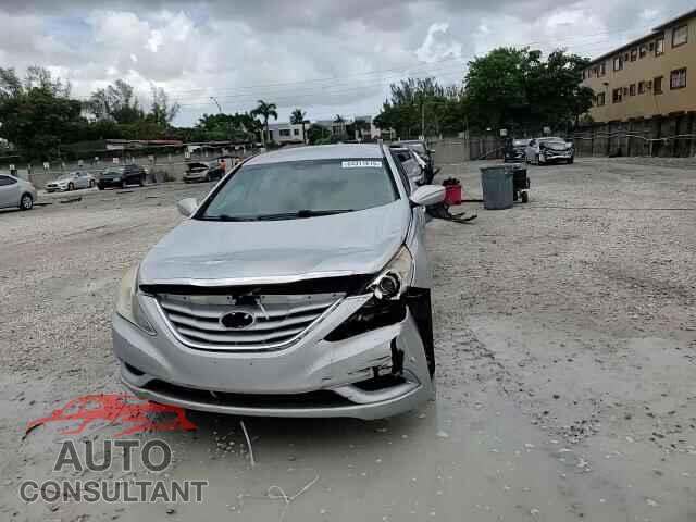 HYUNDAI SONATA 2012 - 5NPEB4AC7CH369073