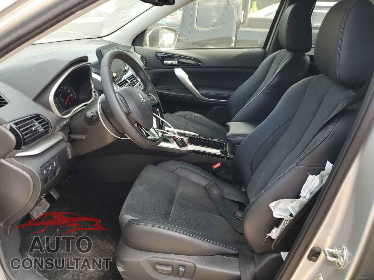 MITSUBISHI ECLIPSE 2024 - JA4ATWAA3RZ000390