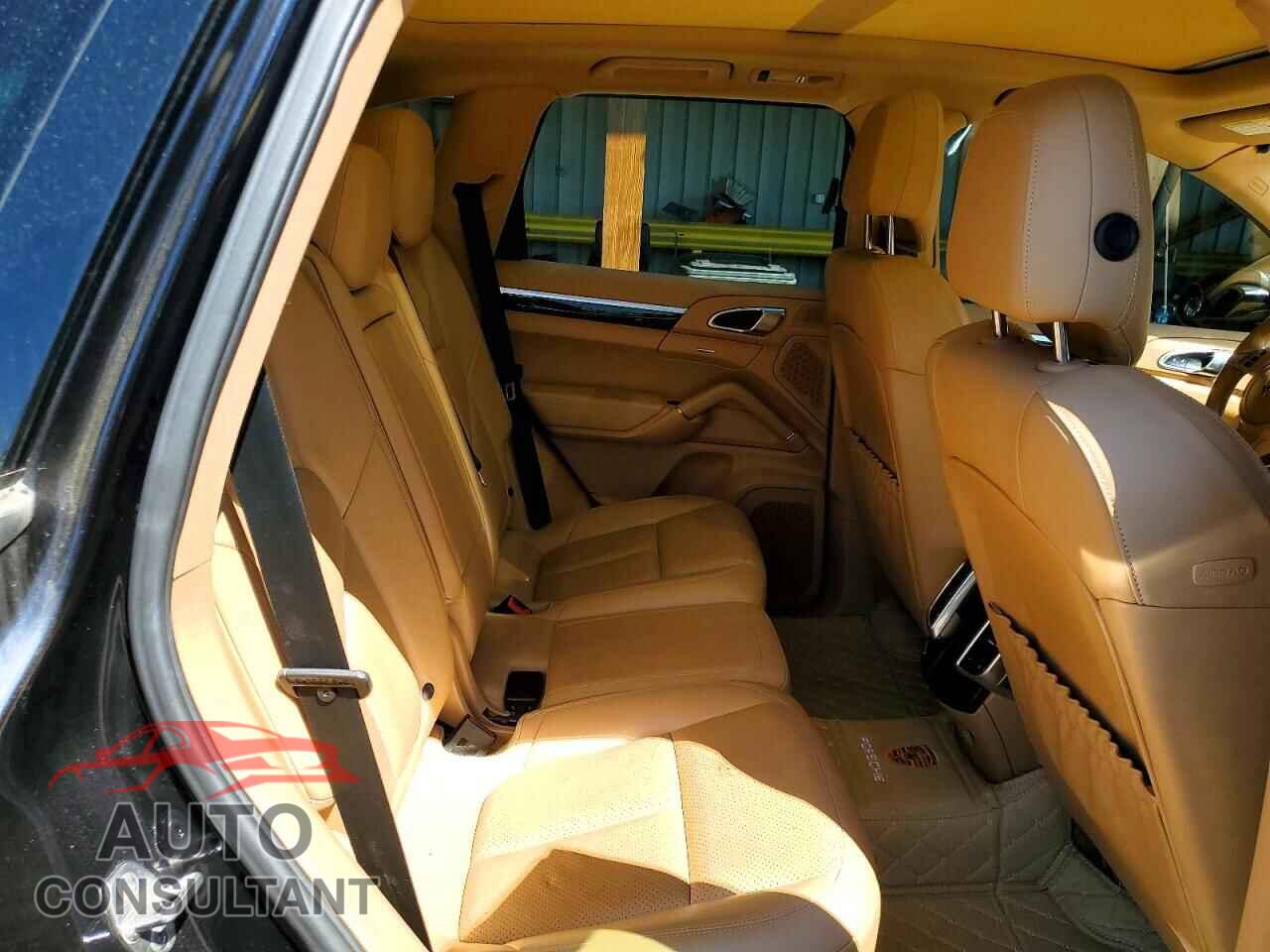 PORSCHE CAYENNE 2012 - WP1AE2A24CLA93785