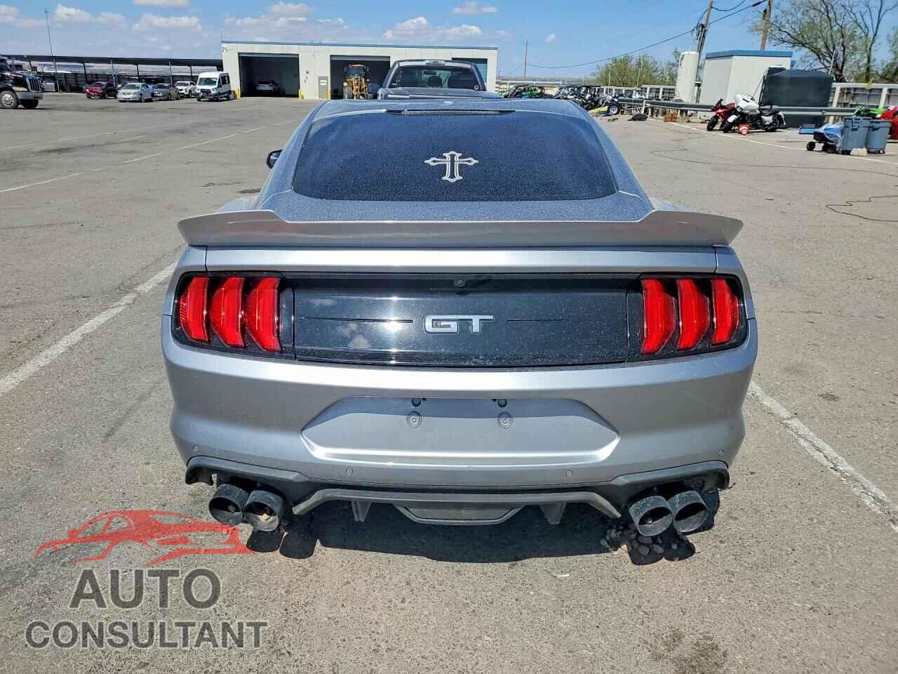FORD MUSTANG 2020 - 1FA6P8CF9L5124933