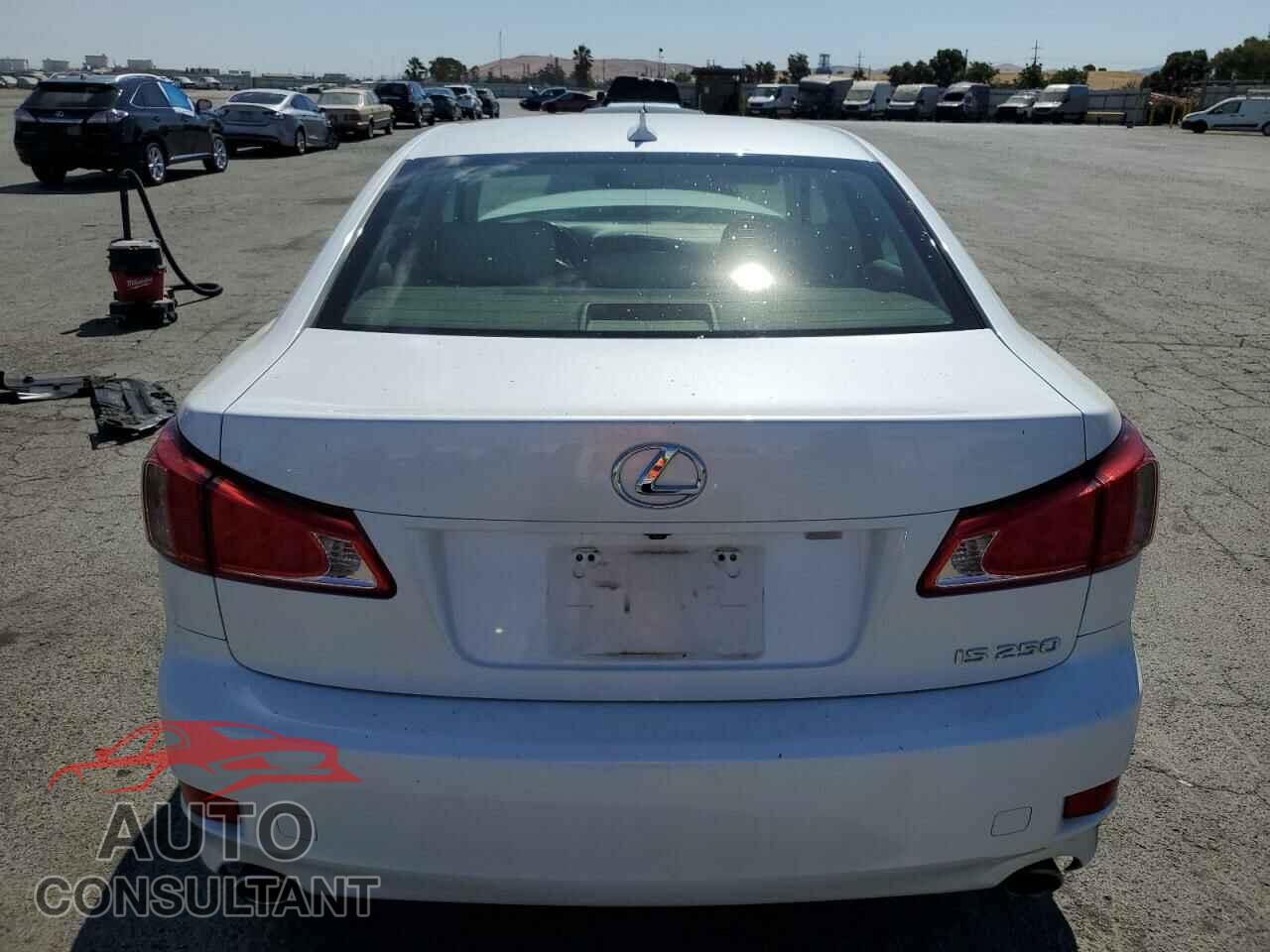 LEXUS IS 2013 - JTHBF5C2XD5187496