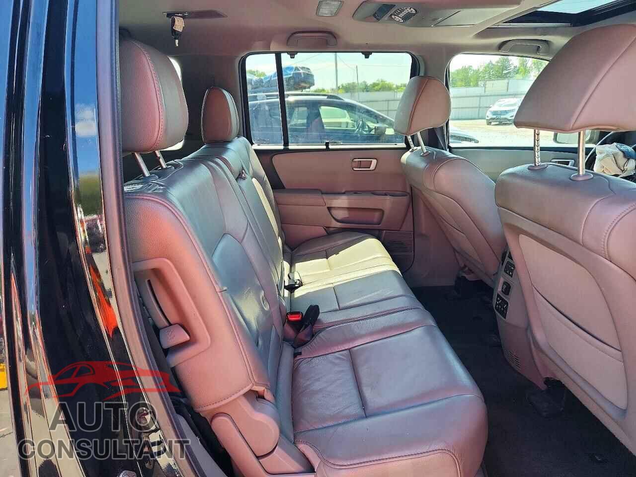 HONDA PILOT 2013 - 5FNYF4H92DB040714