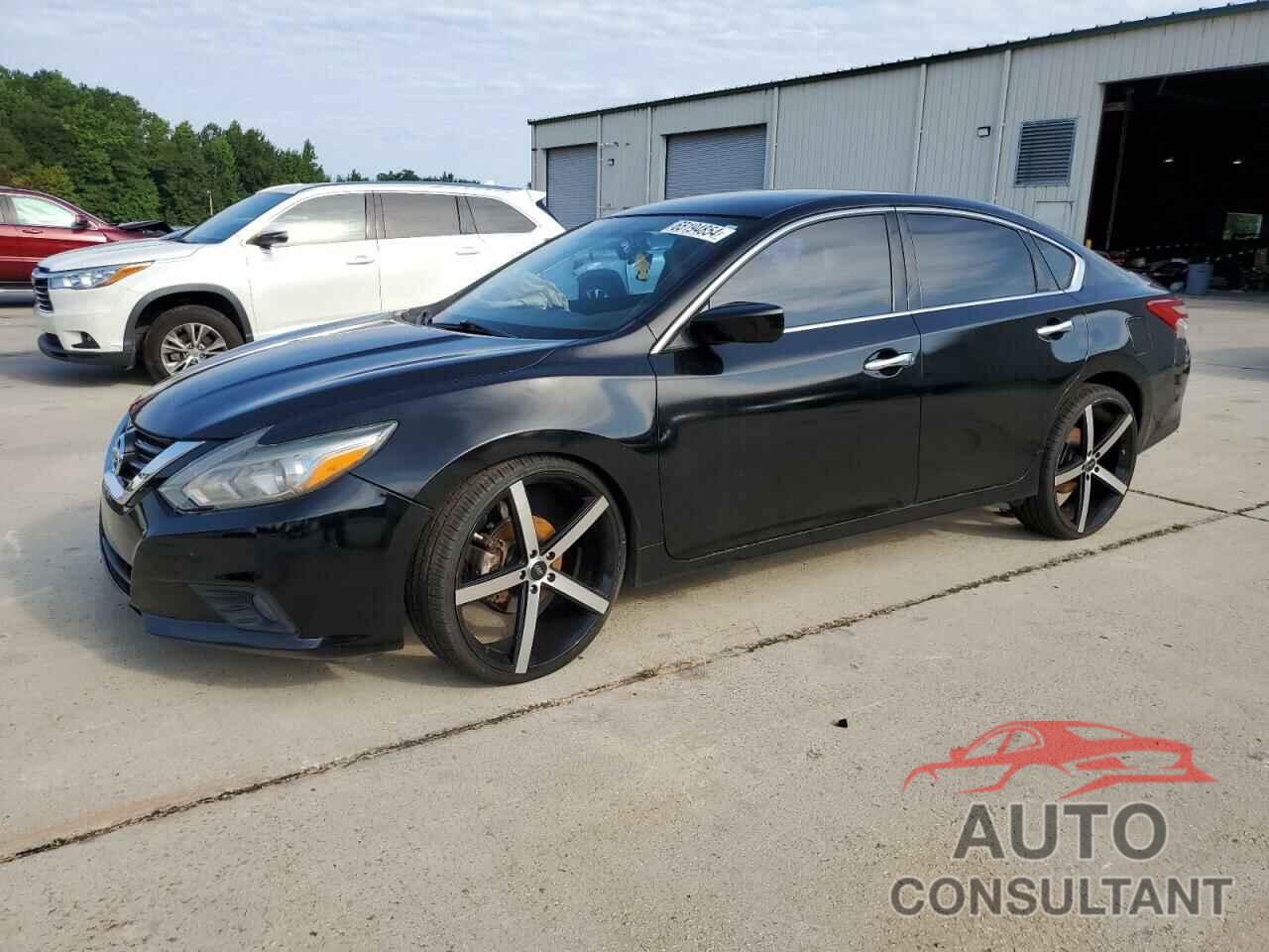 NISSAN ALTIMA 2018 - 1N4AL3APXJC170140