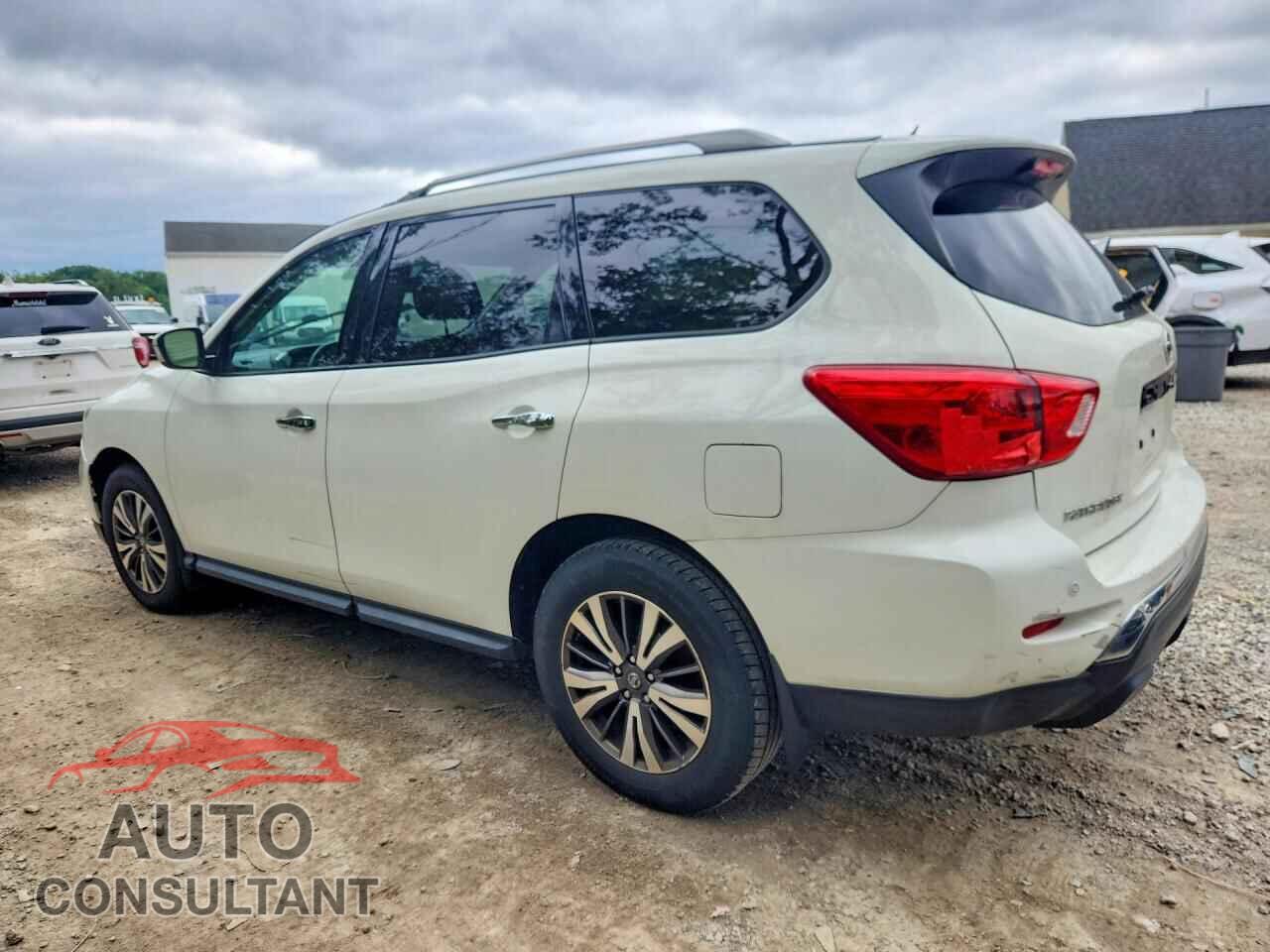 NISSAN PATHFINDER 2017 - 5N1DR2MM0HC643745