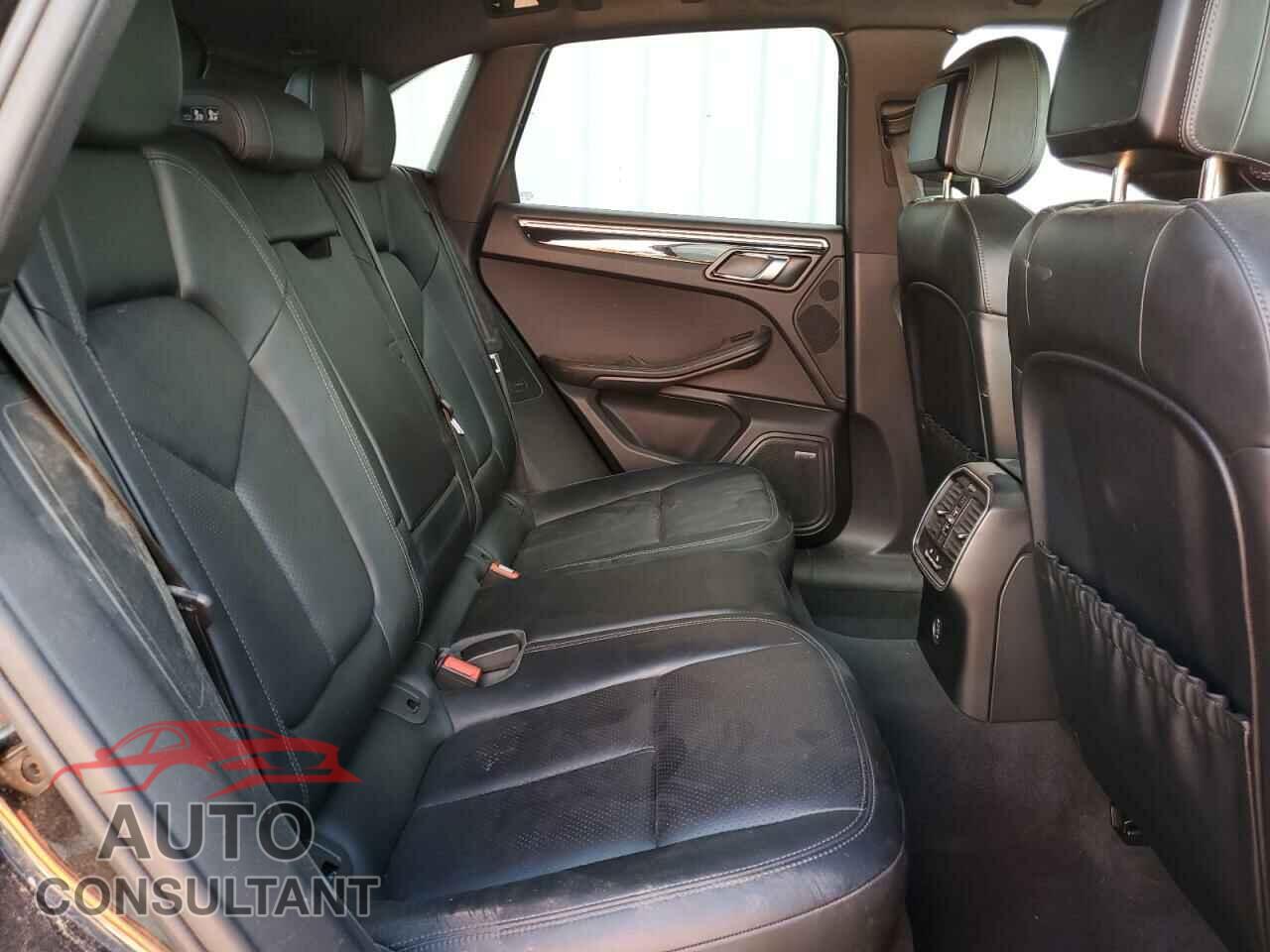 PORSCHE MACAN 2017 - WP1AB2A56HLB16252