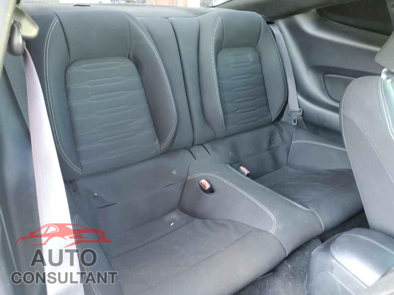 FORD MUSTANG 2017 - 1FA6P8TH4H5246835
