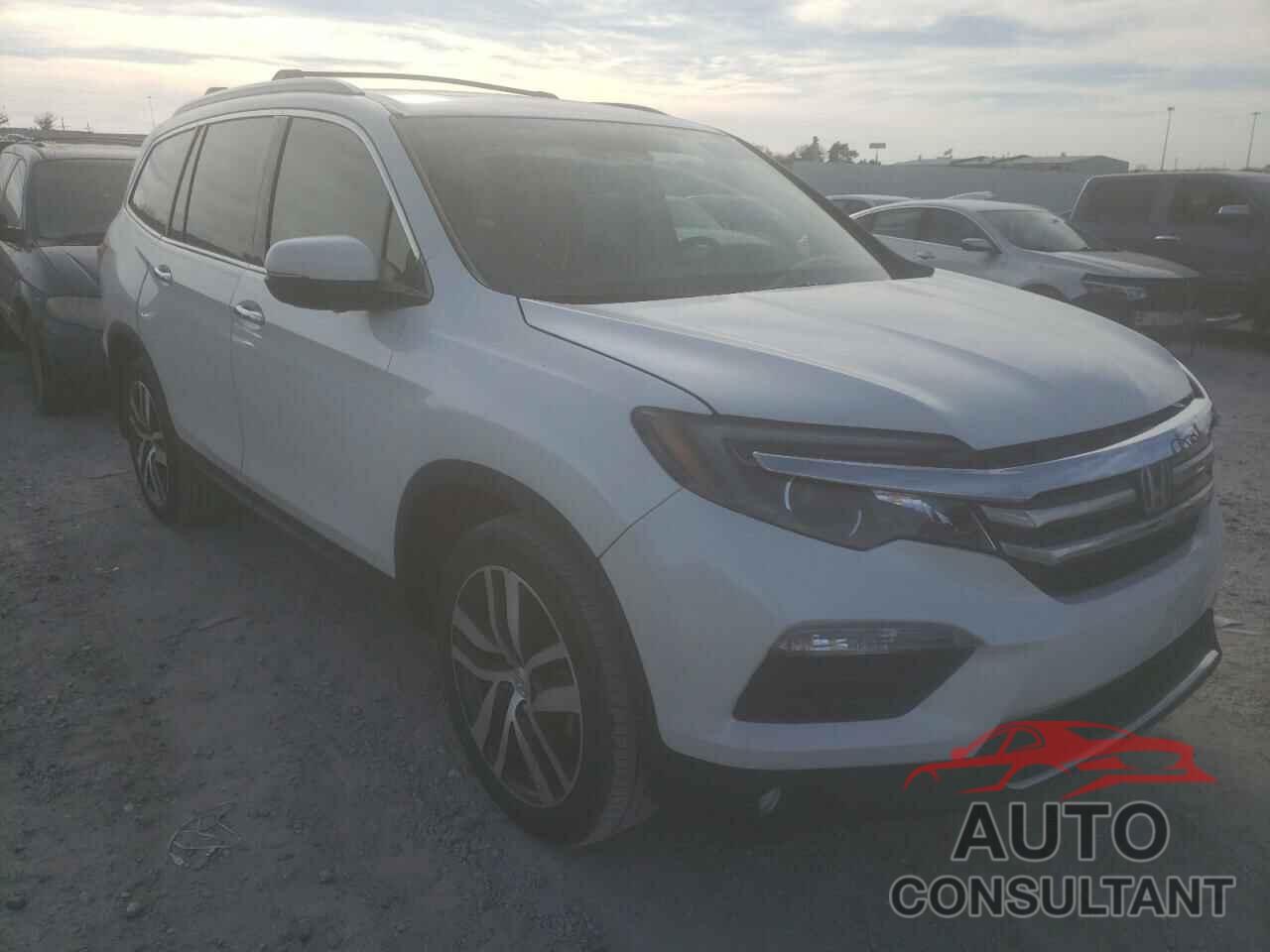 HONDA PILOT 2017 - 5FNYF6H03HB090881