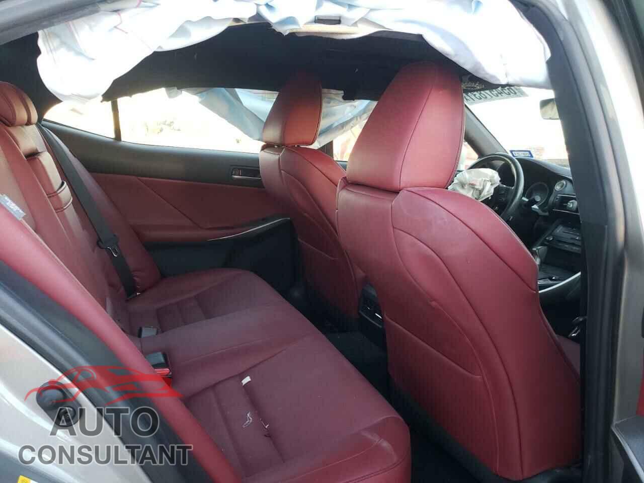 LEXUS IS 2017 - JTHBA1D23H5047687