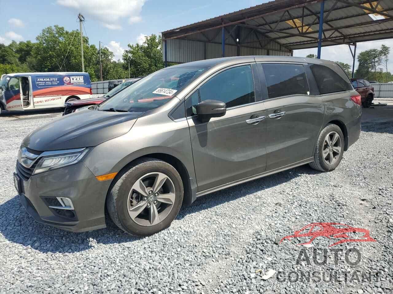 HONDA ODYSSEY 2018 - 5FNRL6H82JB016456