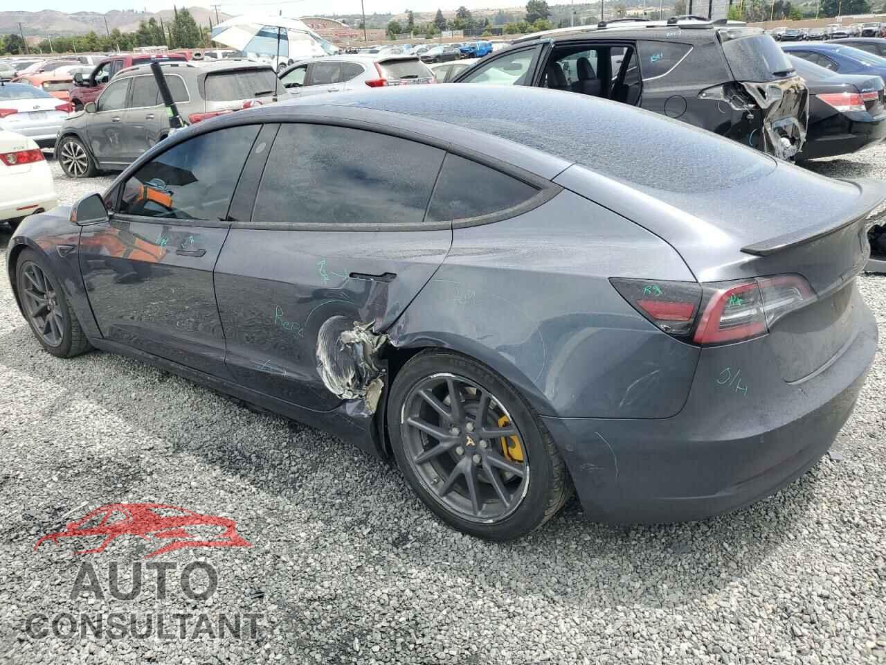 TESLA MODEL 3 2018 - 5YJ3E1EA6JF036185