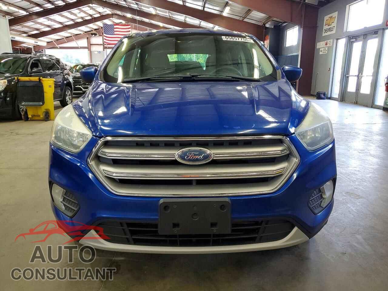 FORD ESCAPE 2017 - 1FMCU9G96HUB73421
