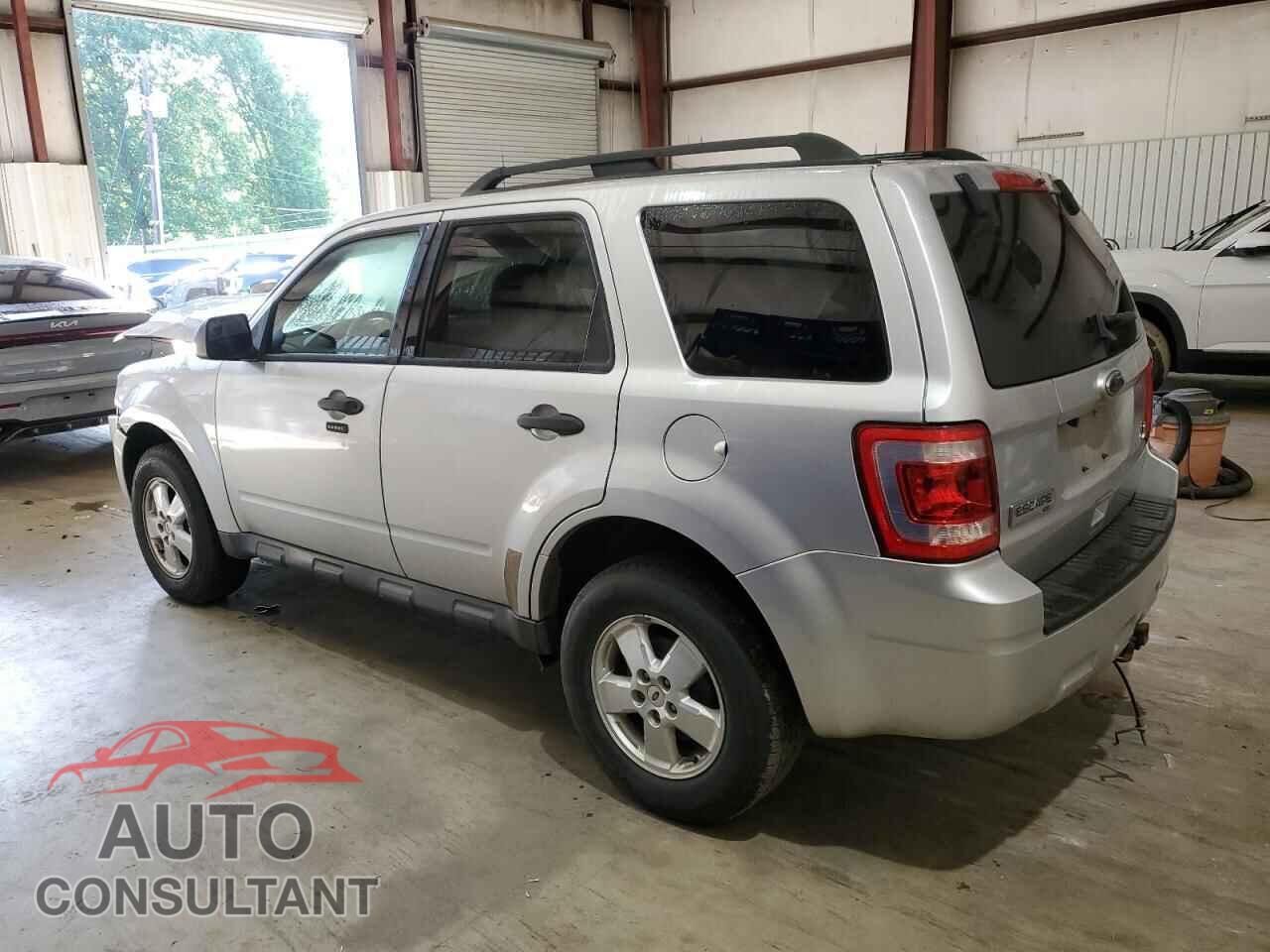 FORD ESCAPE 2010 - 1FMCU9DG0AKD05528