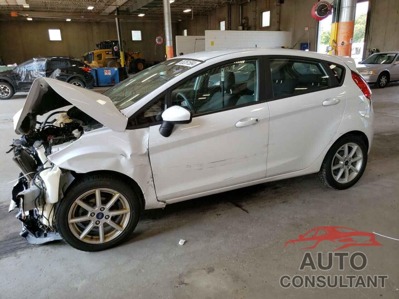 FORD FIESTA 2019 - 3FADP4EJ2KM137484