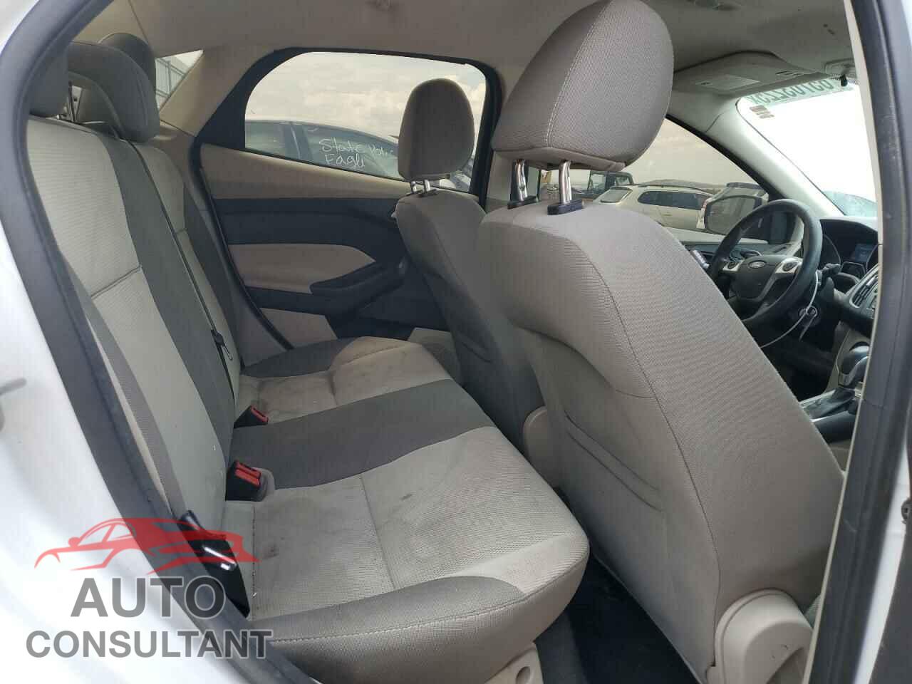 FORD FOCUS 2014 - 1FADP3F29EL349516