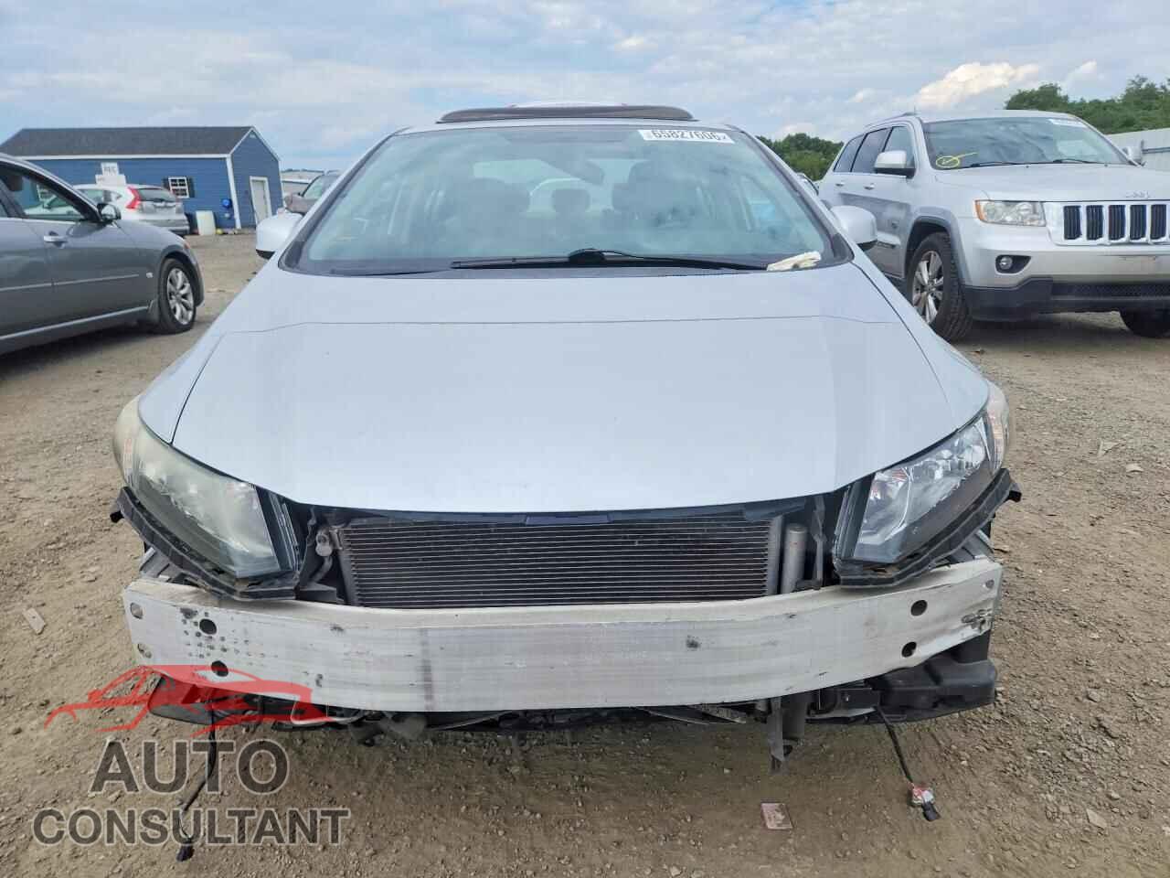 HONDA CIVIC 2013 - 2HGFB2F94DH566932