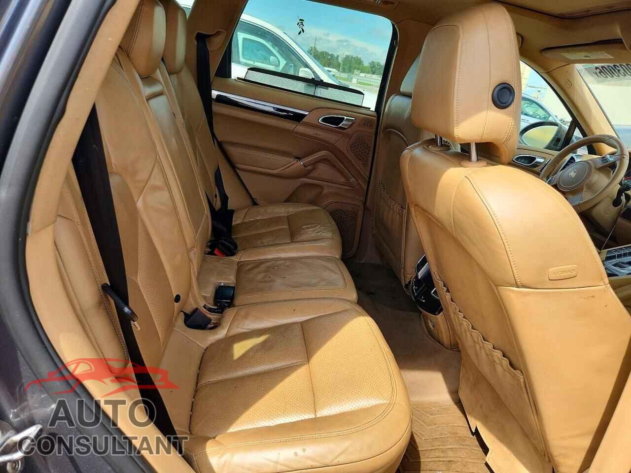 PORSCHE CAYENNE 2012 - WP1AB2A27CLA44881