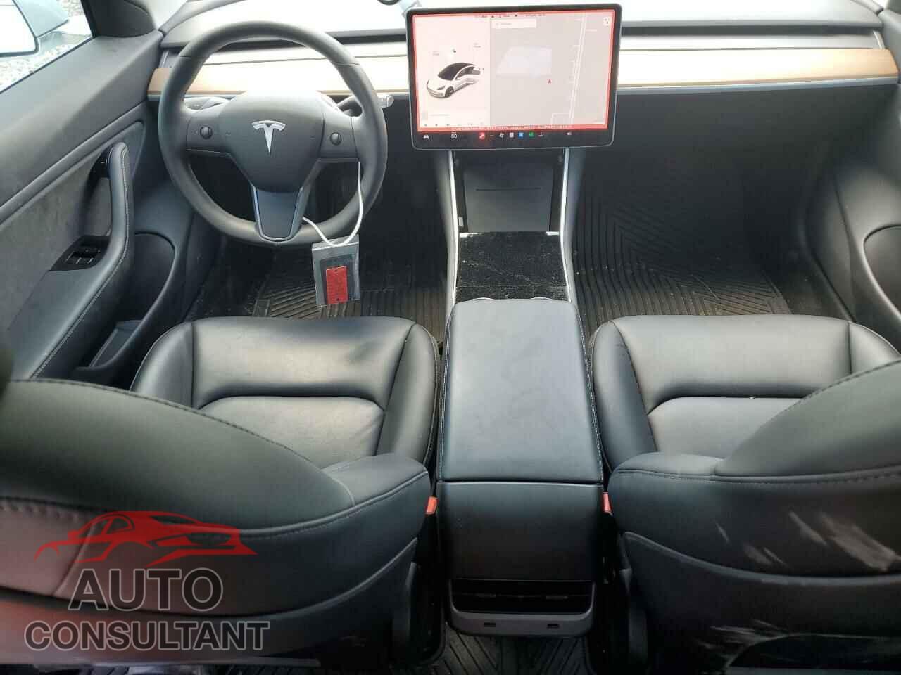 TESLA MODEL 3 2019 - 5YJ3E1EB8KF494160
