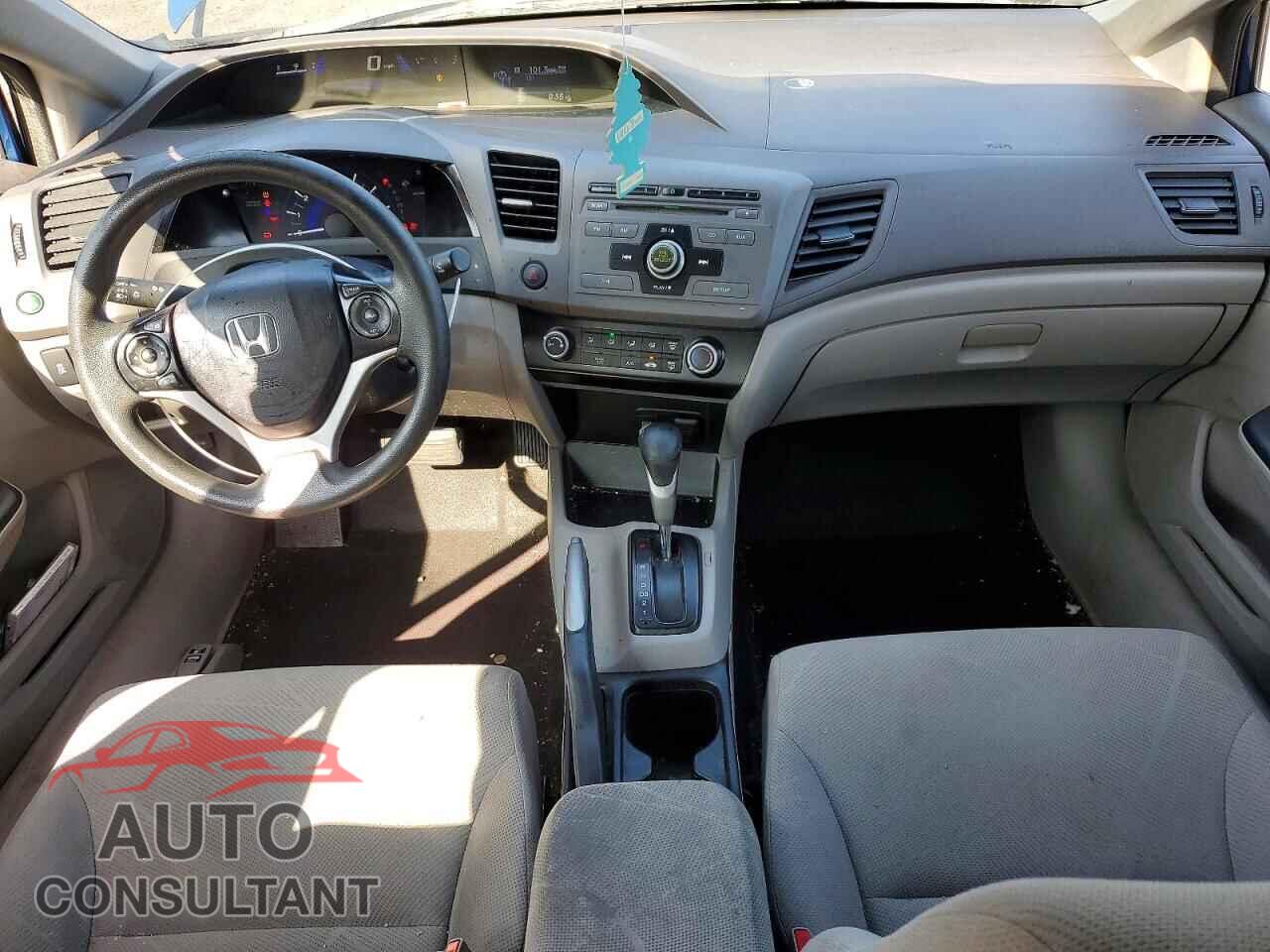 HONDA CIVIC 2012 - 2HGFB2F58CH584636
