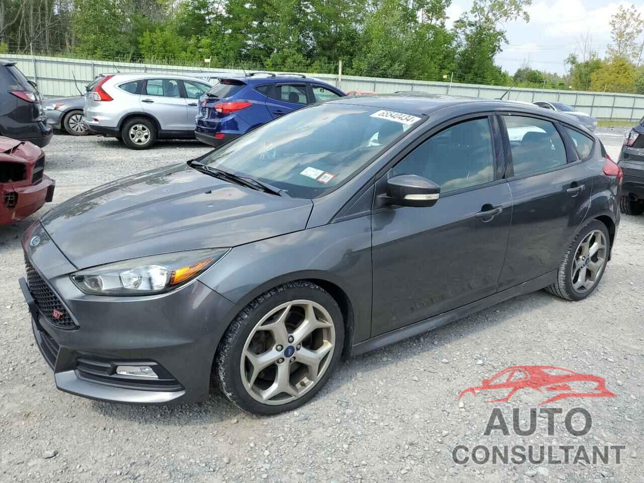 FORD FOCUS 2017 - 1FADP3L95HL250780