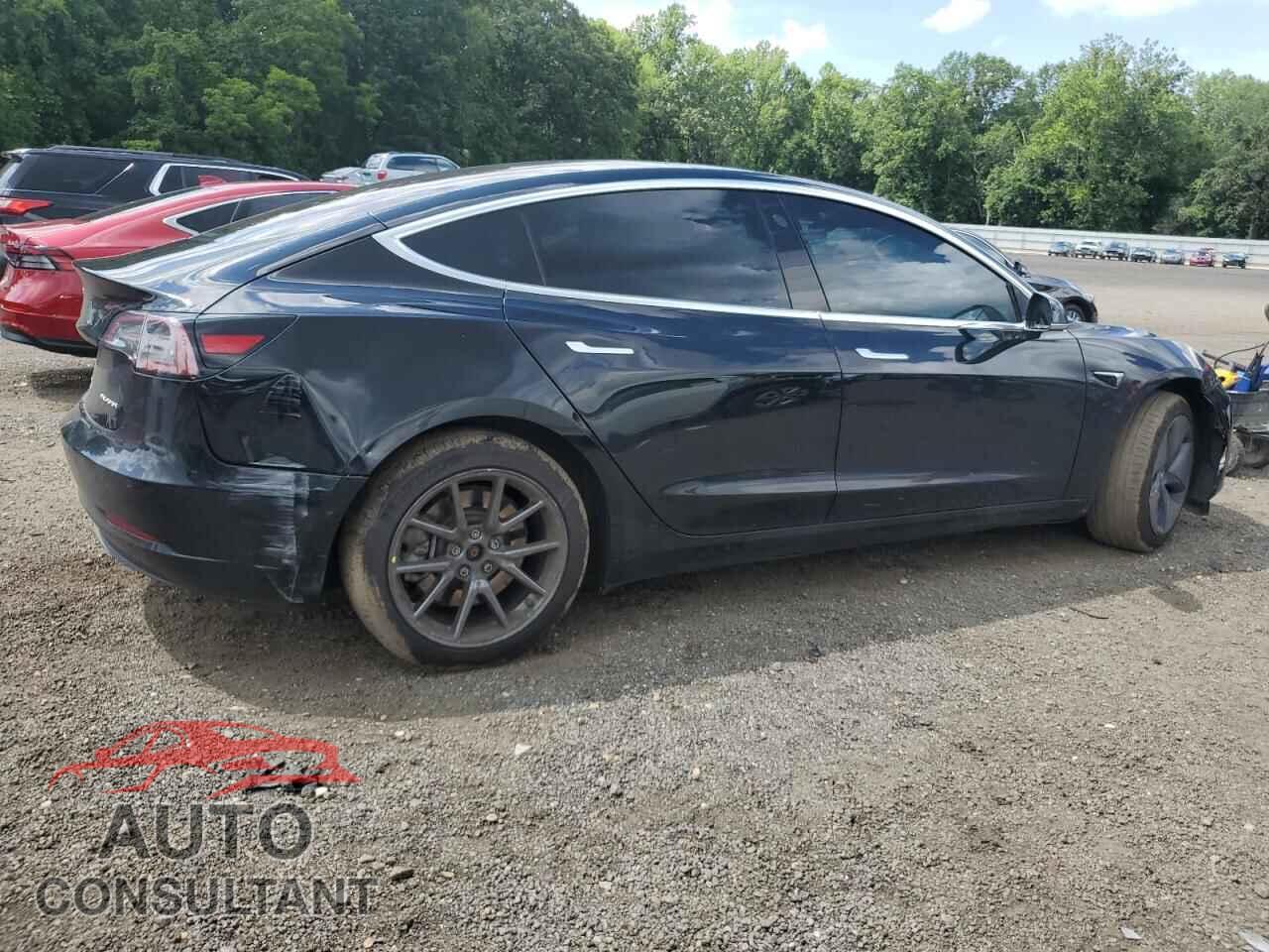 TESLA MODEL 3 2018 - 5YJ3E1EB7JF067910