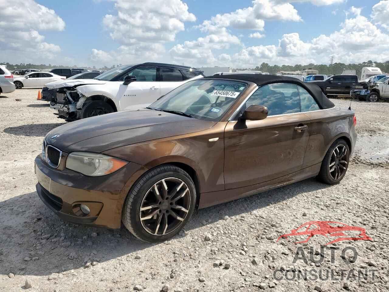 BMW 1 SERIES 2012 - WBAUL7C58CVM83122