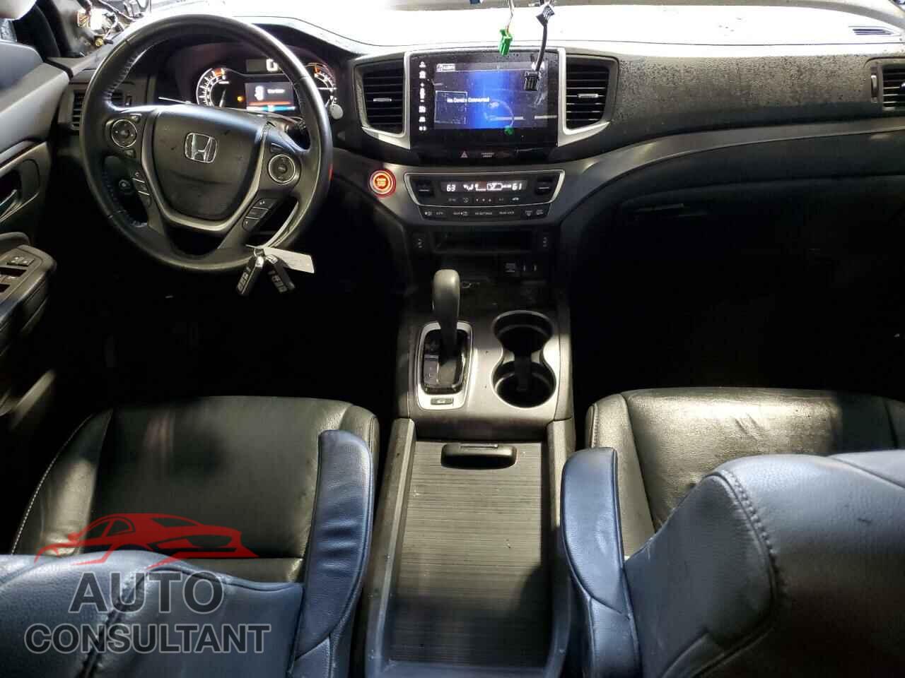 HONDA PILOT 2018 - 5FNYF6H52JB009077