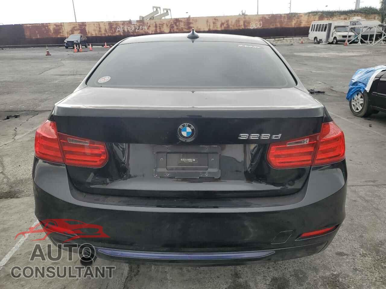 BMW 3 SERIES 2014 - WBA3D3C55EF099460