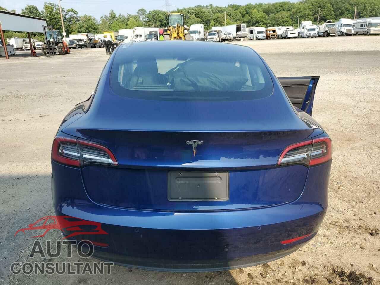 TESLA MODEL 3 2020 - 5YJ3E1EA2LF705815