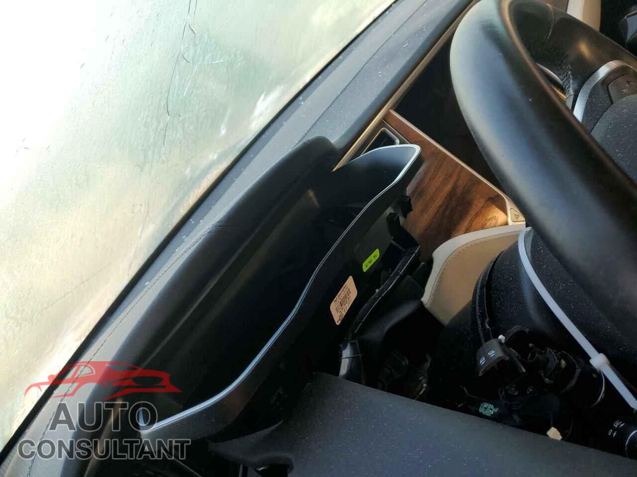 TESLA MODEL S 2017 - 5YJSA1E15HF233821