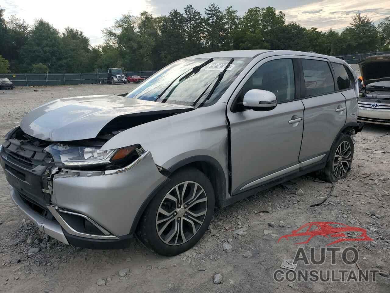 MITSUBISHI OUTLANDER 2018 - JA4AD3A34JJ005825