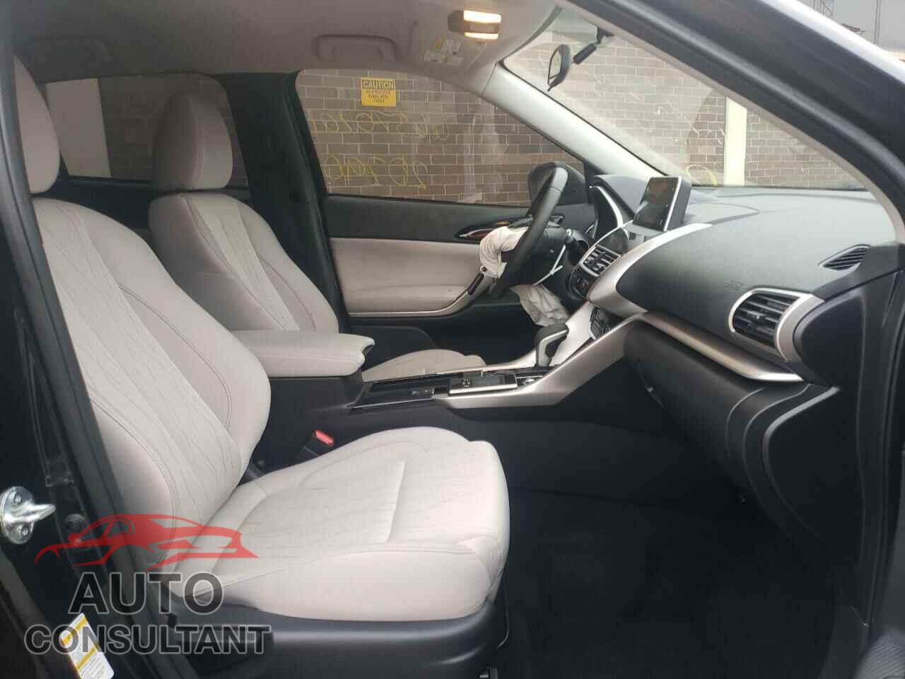 MITSUBISHI ECLIPSE 2018 - JA4AT5AA1JZ064345
