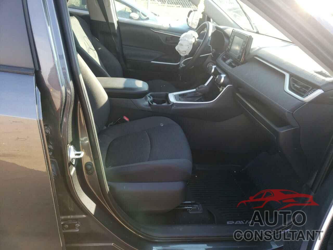 TOYOTA RAV4 2019 - 2T3F1RFV1KC054860