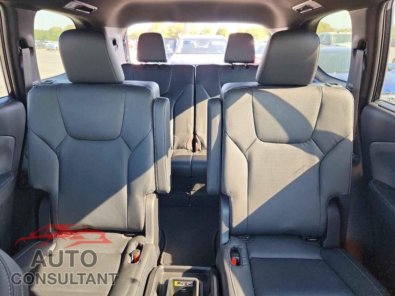 LEXUS UNKNOWN 2026 - 5TDAAAB69TS064029